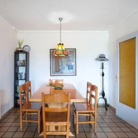 Apartment Ferienwohnung Fuer 6 Personen Ca 100 M In Calella, Katalonien Provinz Barcelona