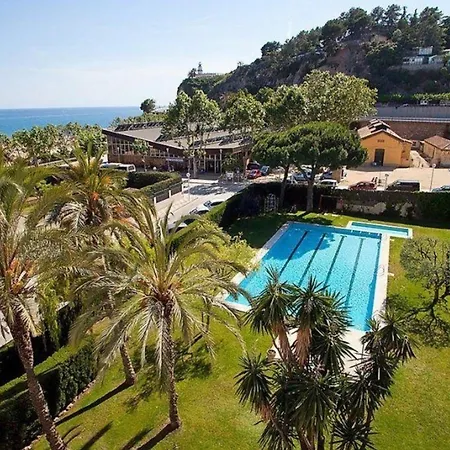 Apartment Ferienwohnung Fuer 6 Personen Ca 100 M In Calella, Katalonien Provinz Barcelona
