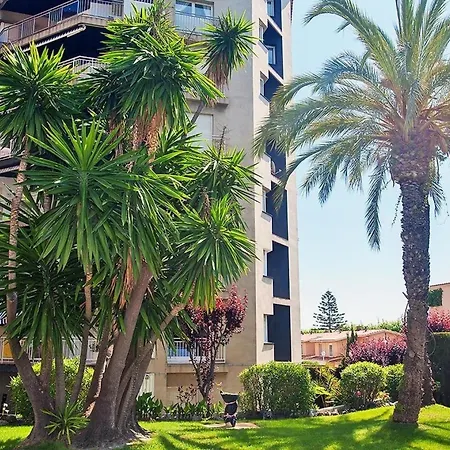 Ferienwohnung Fuer 6 Personen Ca 100 M In Calella, Katalonien Provinz Barcelona * Calella